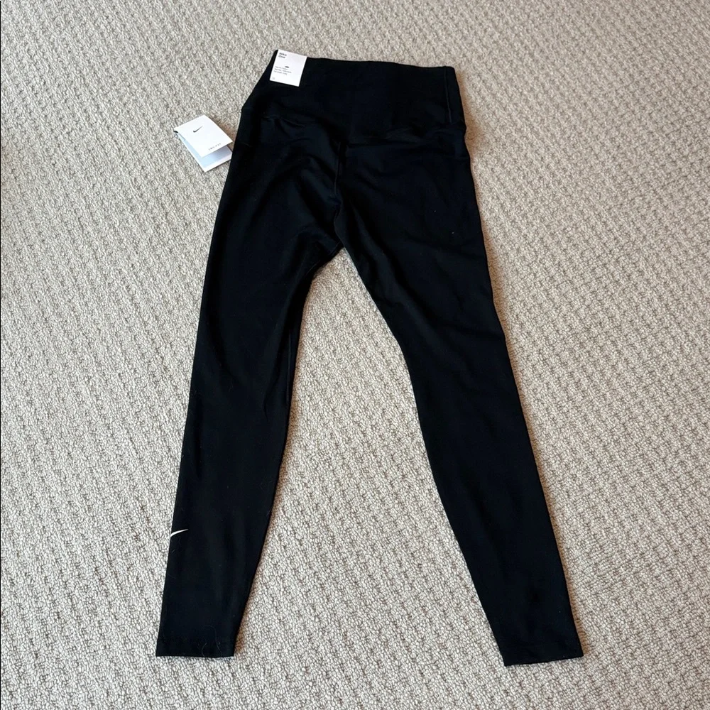 NWT Nike One Full Length Leggings- Size Small - Picture 6 of 8